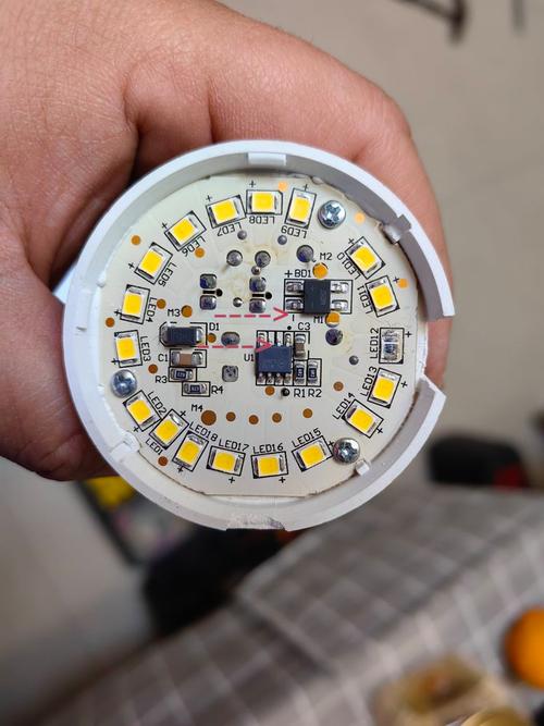 LCD技术用LED灯泡？两者如何关联？-图1
