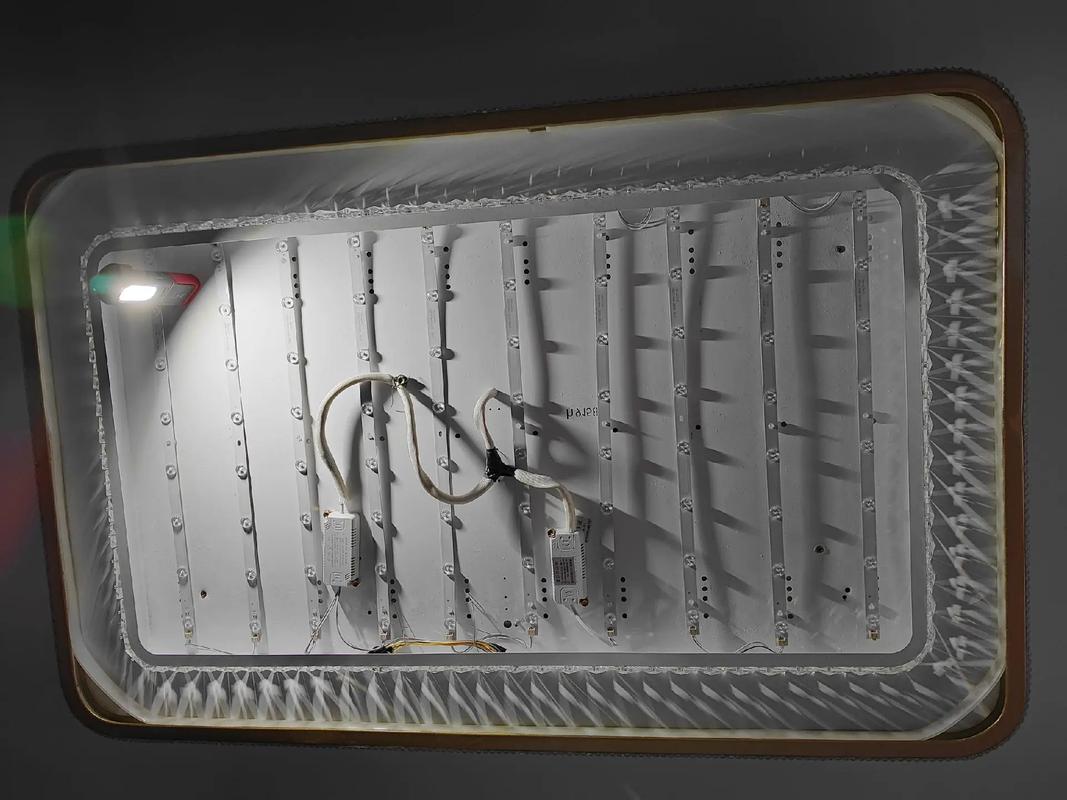 大LED灯坏了，自己能修吗？-图1