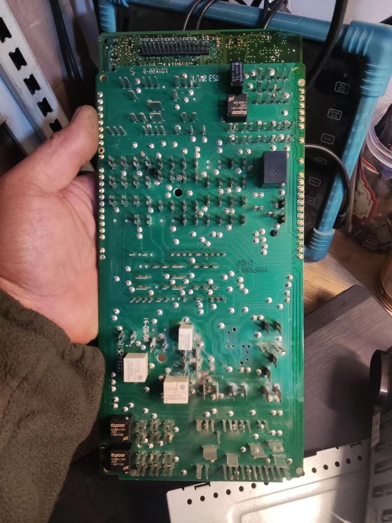 BCM车身控制模块维修咋办？-图3