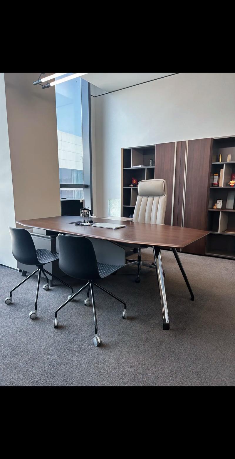 16ks办公家具如何选？品质与设计有何优势？-图1