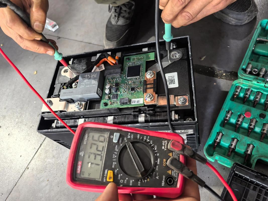 旧电瓶修复技术真的只需几块钱吗？-图1