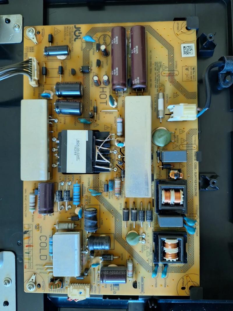 液晶彩电电源板维修视频怎么学？-图1
