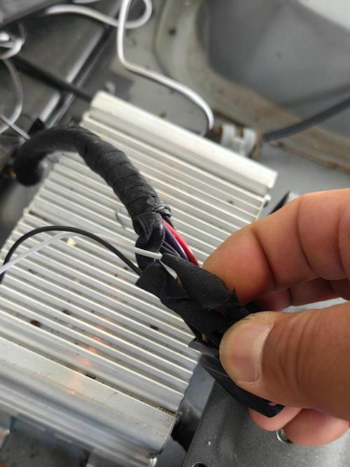 汽车低频天线技术要求有哪些核心要点？-图2