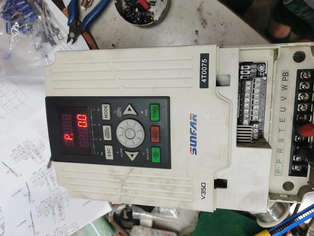 四方变频器技术部电话是多少?-图2 四方变频器技术部电话是多少?-图2