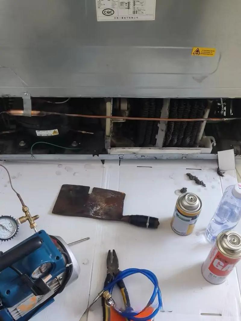 冰箱r600的维修视频-图2 冰箱r600的维修视频-图2