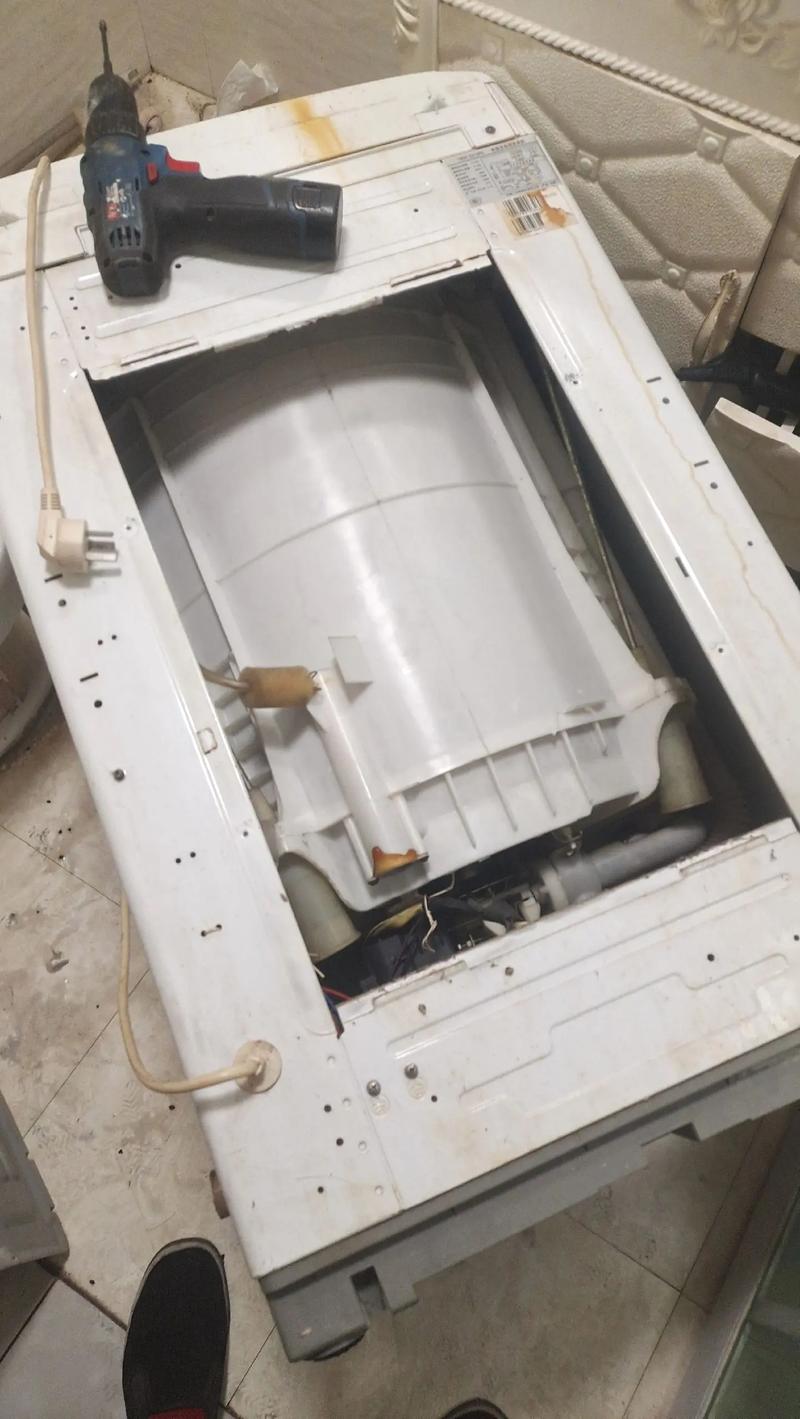 全自动洗衣机不脱水怎么办？-图2