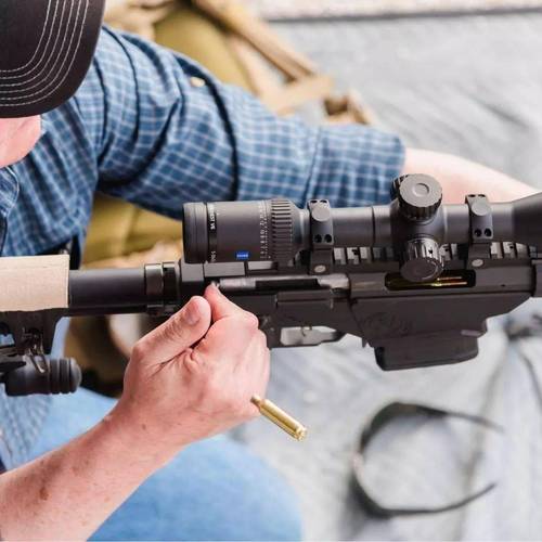 德国知名瞄准镜品牌有哪些？-图1