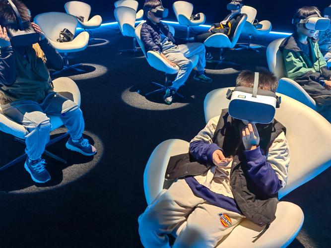 VR技术现在发展到什么阶段了？-图1