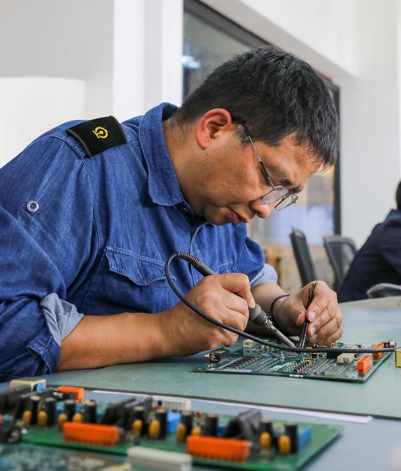 电子产品维修工程师，如何高效处理维修流程？-图1